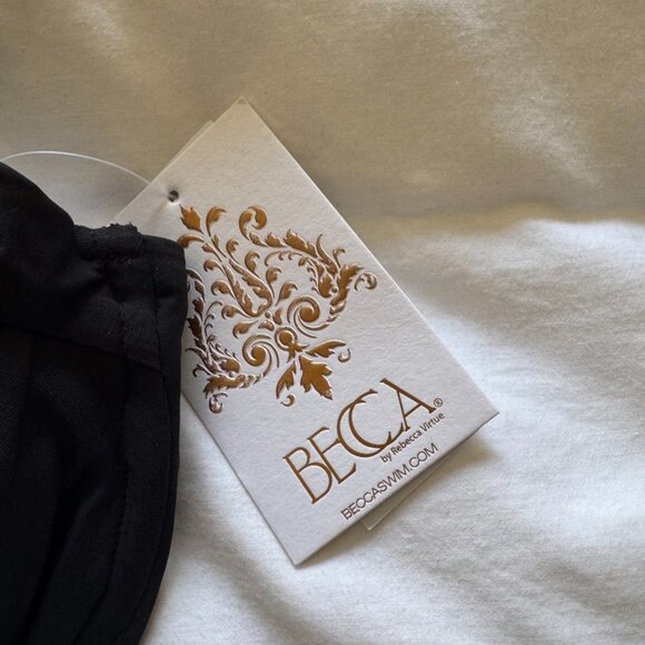 BECCA swim top - Picture 5 of 7